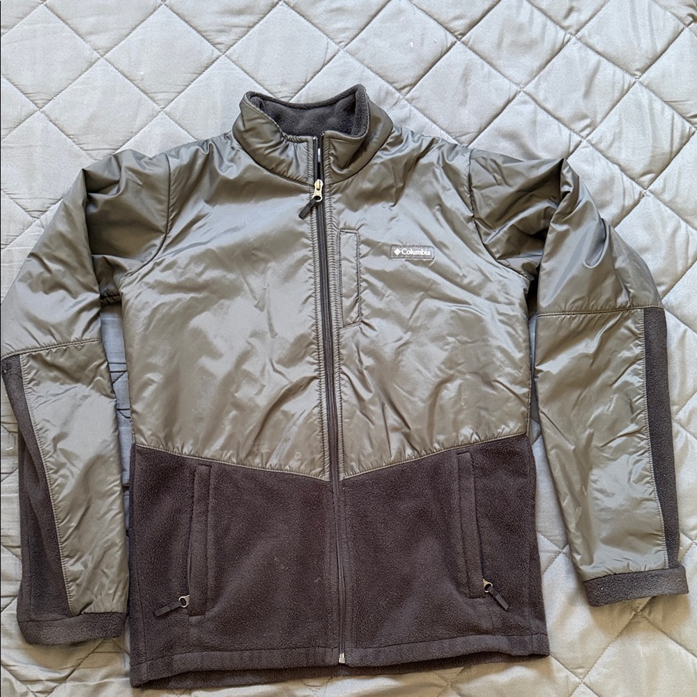Columbia Men's Two-Tone Gray Performance Jacket
